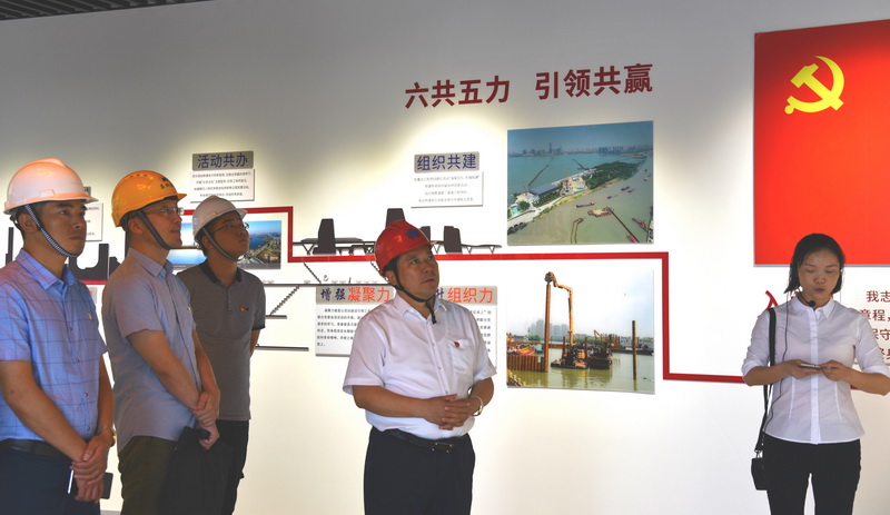 集團(tuán)公司黨支部與蘇州市住建局、獨(dú)墅湖第二通道聯(lián)合黨委舉辦黨建交流會(huì)