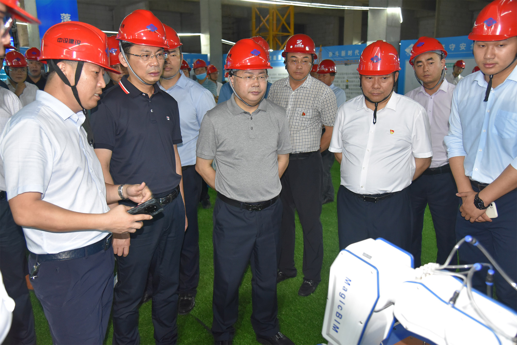 落實(shí)安全責(zé)任 推動(dòng)安全發(fā)展——2021年蘇州市住建局安全生產(chǎn)標(biāo)準(zhǔn)化示范工地觀摩會(huì)在蘇州中設(shè)建設(shè)順利舉行 落實(shí)安全責(zé)任 推動(dòng)安全發(fā)展——2021年蘇州市住建局安全生產(chǎn)標(biāo)準(zhǔn)化示范工地觀摩會(huì)在蘇州中設(shè)建設(shè)順利舉行