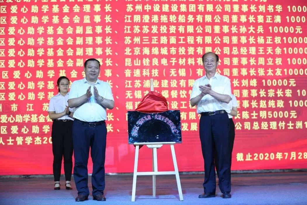 集團(tuán)公司擁軍優(yōu)屬在行動 共敘軍民魚水情 集團(tuán)公司擁軍優(yōu)屬在行動 共敘軍民魚水情